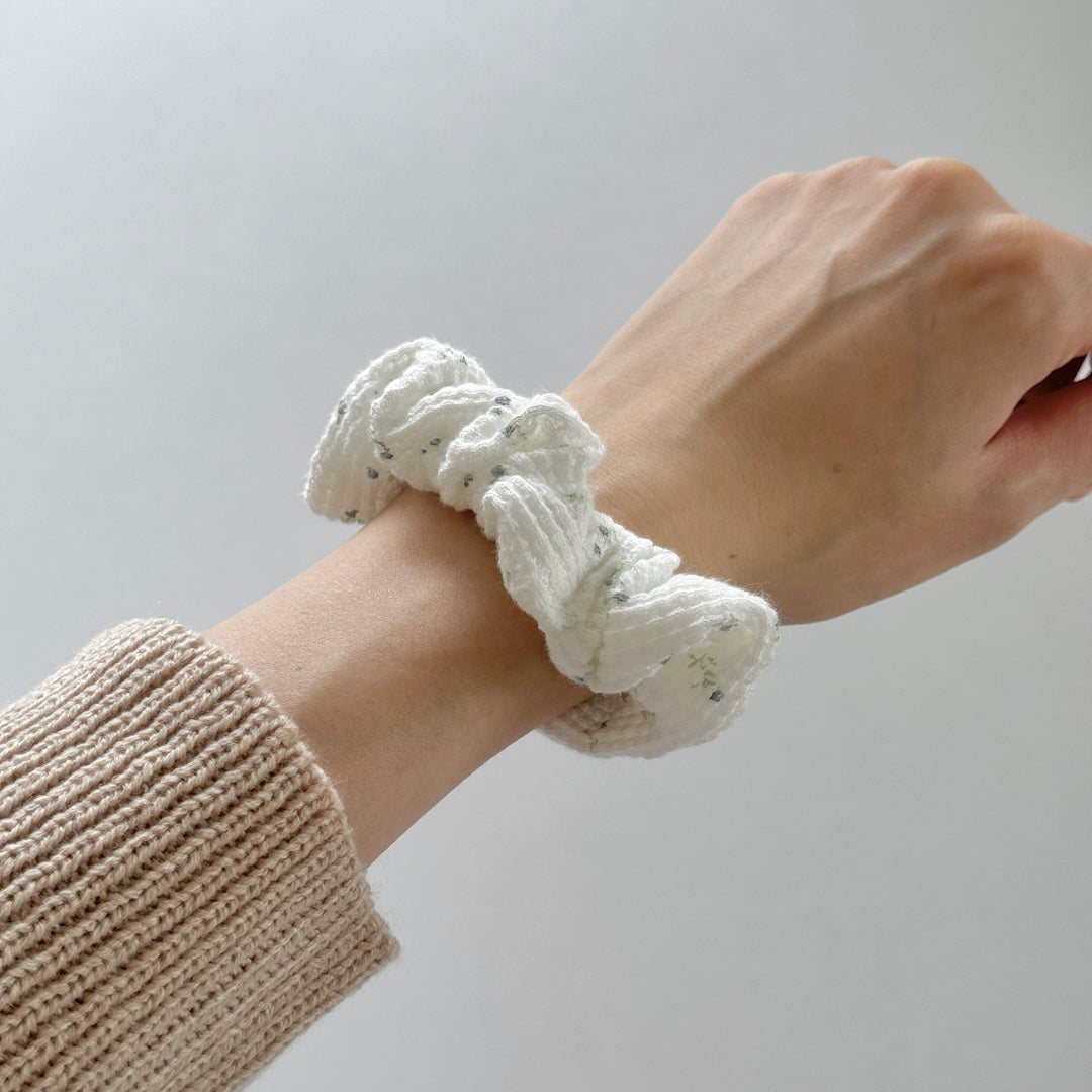 unfold シュシュ ホワイトフラワー