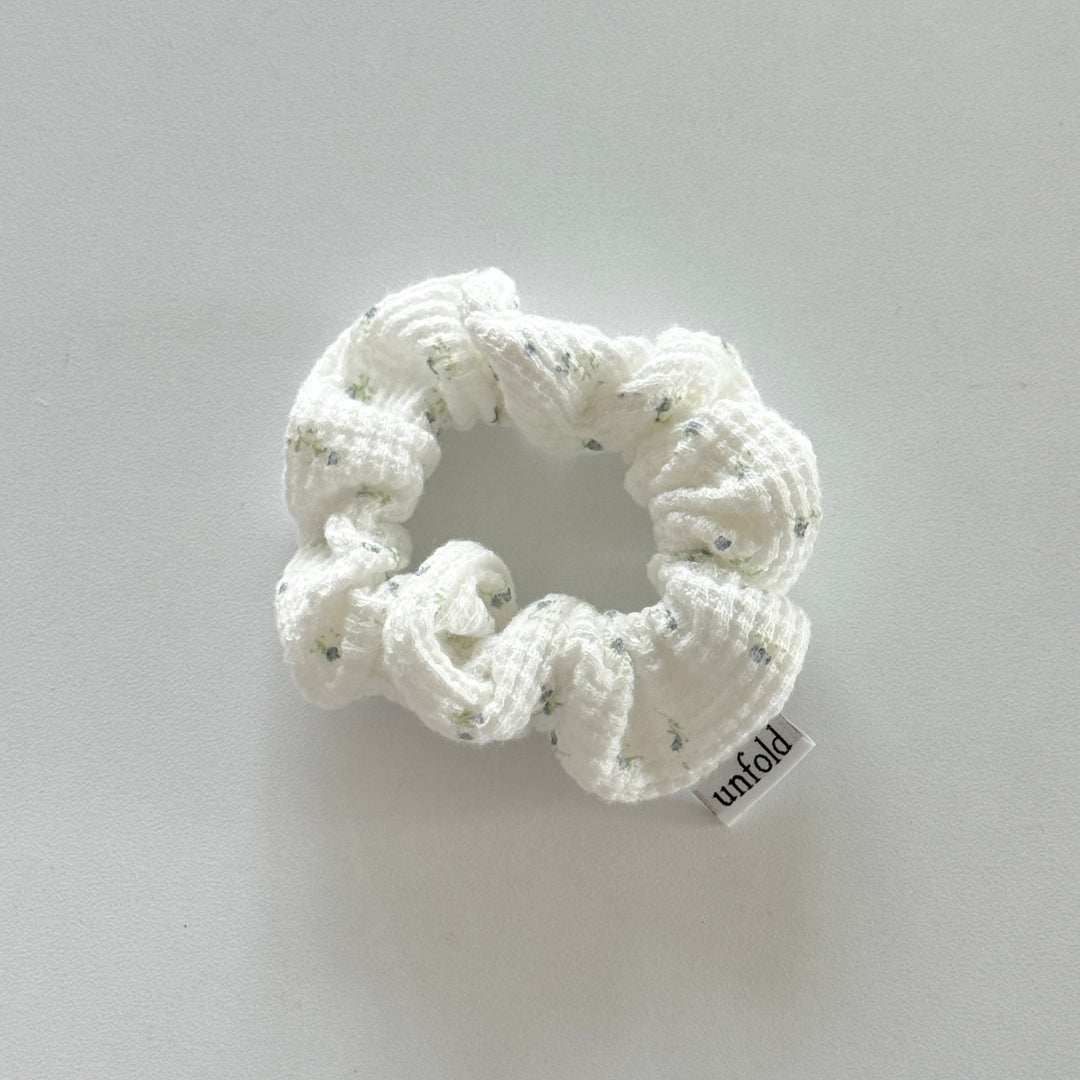 unfold シュシュ ホワイトフラワー