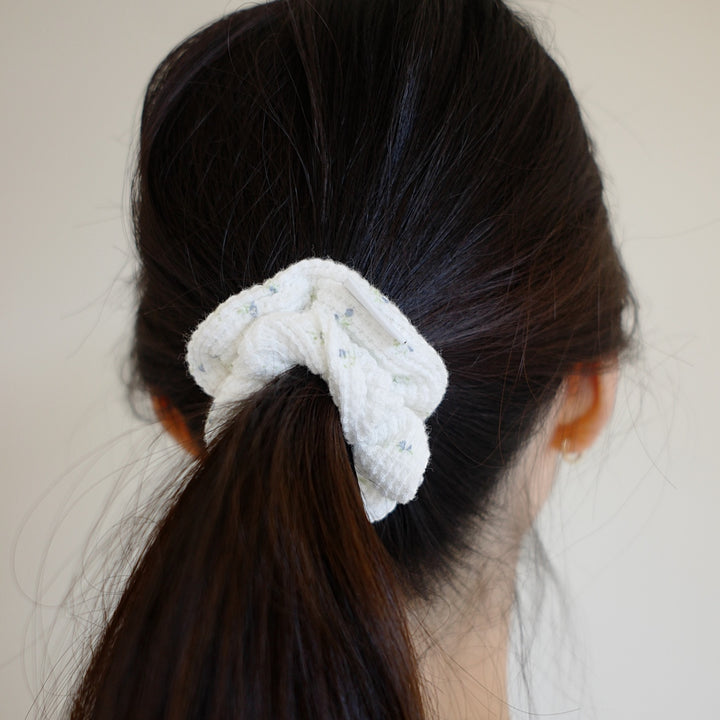 unfold シュシュ ホワイトフラワー