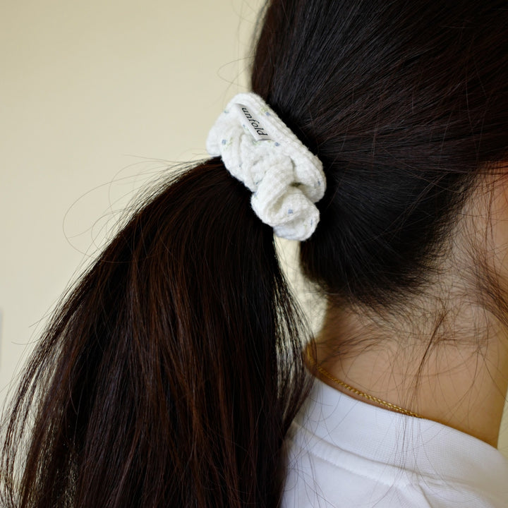 unfold シュシュ ホワイトフラワー